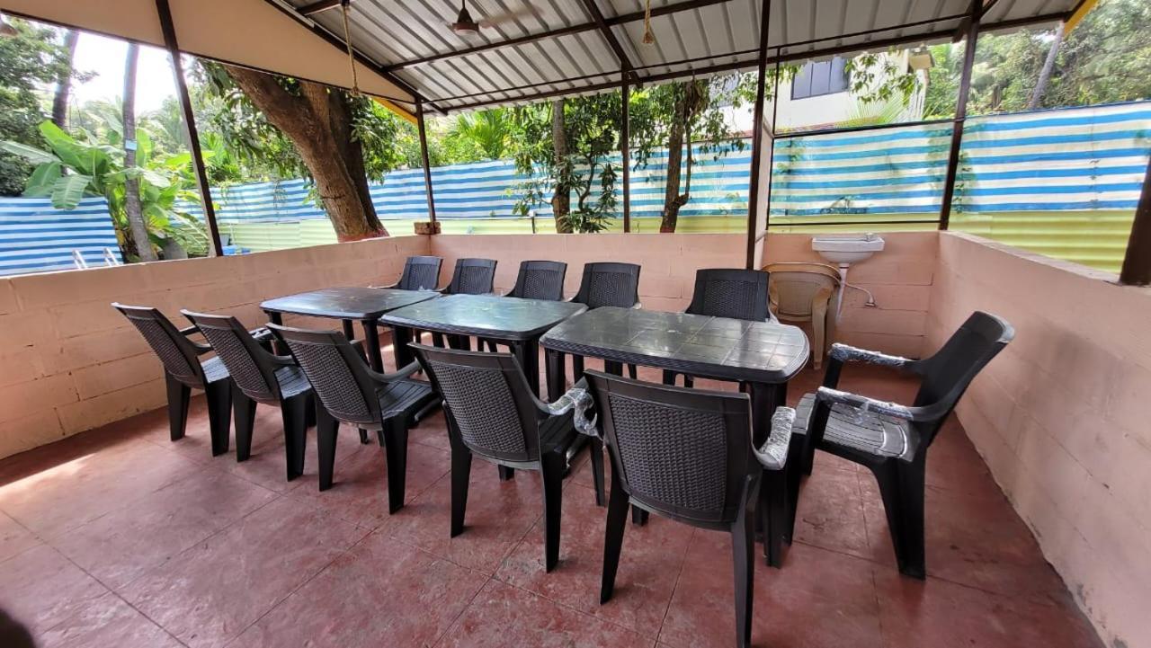 Hotel Happy Holiday Alibaug à Alībāg Extérieur photo